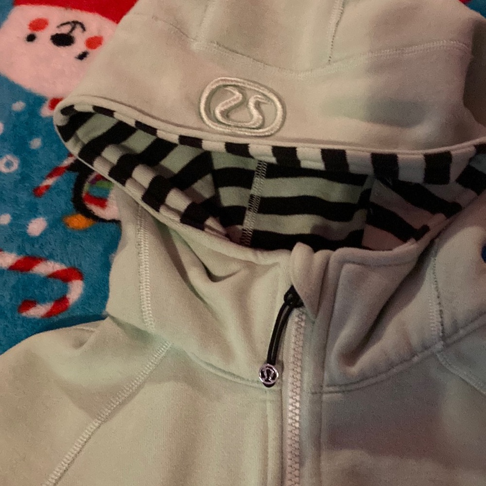 Lululemon zip up